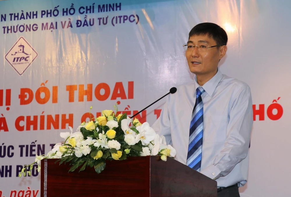 Ông Nguyễn Nam Bình, Phó Cục trưởng Cục Thuế TP Hồ Chí Minh phát biểu khai mạc hội nghị. (Ảnh: Hứa Chung/TTXVN)
