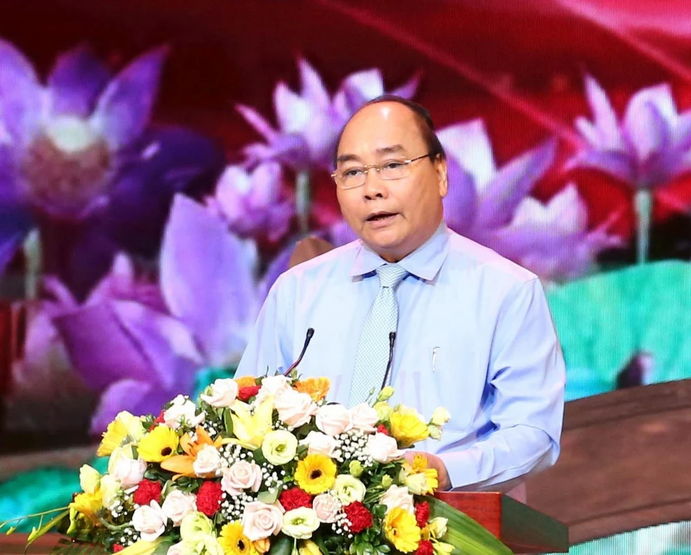 Thủ tướng Nguyễn Xuân Phúc phát biểu tại chương trình. (Ảnh: Phương Hoa/TTXVN)