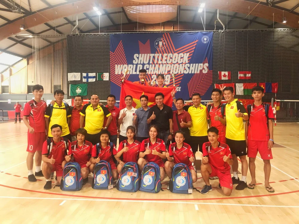 Đội tuyển Đá cầu Việt Nam tham dự Giải vô địch Đá cầu thế giới lần thứ 10 tại Pháp. (Ảnh: Toàn Trí/TTXVN)