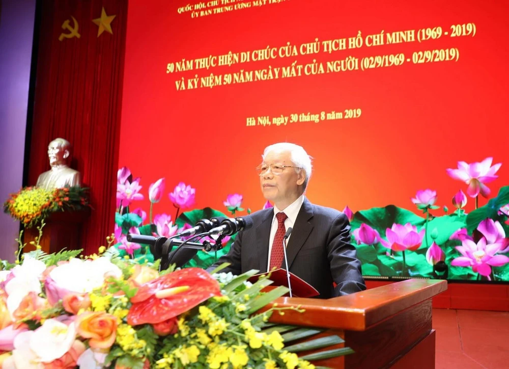 Tổng Bí thư, Chủ tịch nước Nguyễn Phú Trọng đọc diễn văn tại buổi lễ. (Ảnh: Trí Dũng/TTXVN)