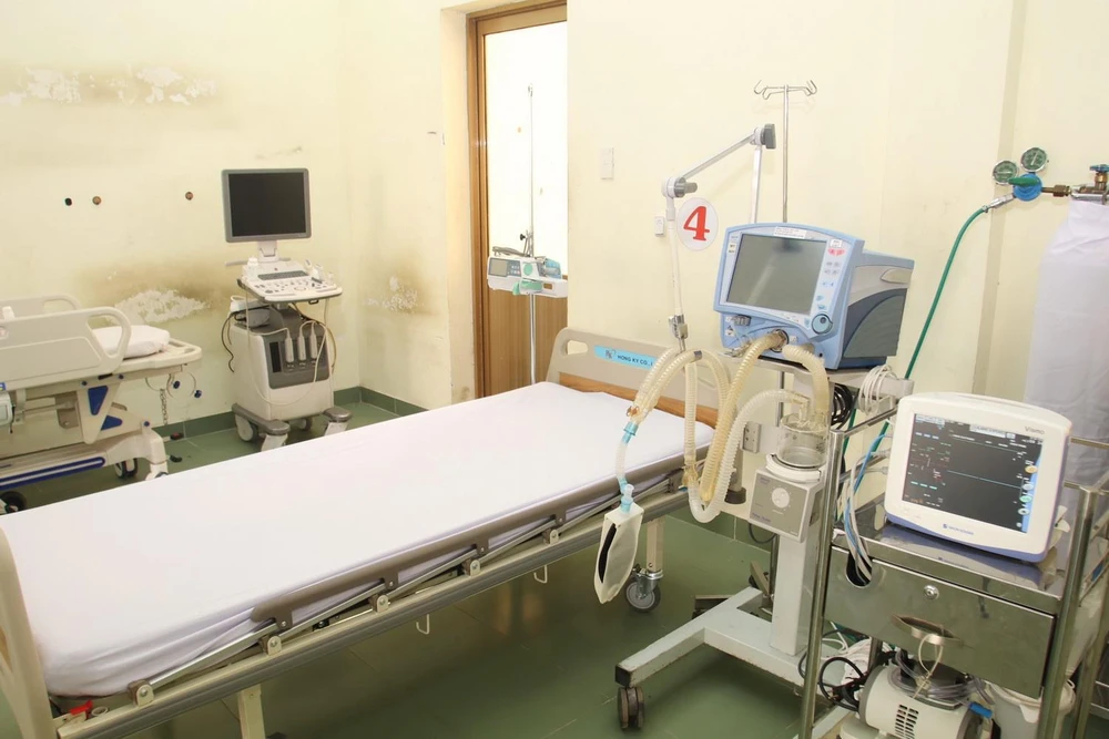 Bên trong một phòng bệnh của Bệnh viện dã chiến Thành phố Hồ Chí Minh. (Ảnh: Đinh Hằng/TTXVN)