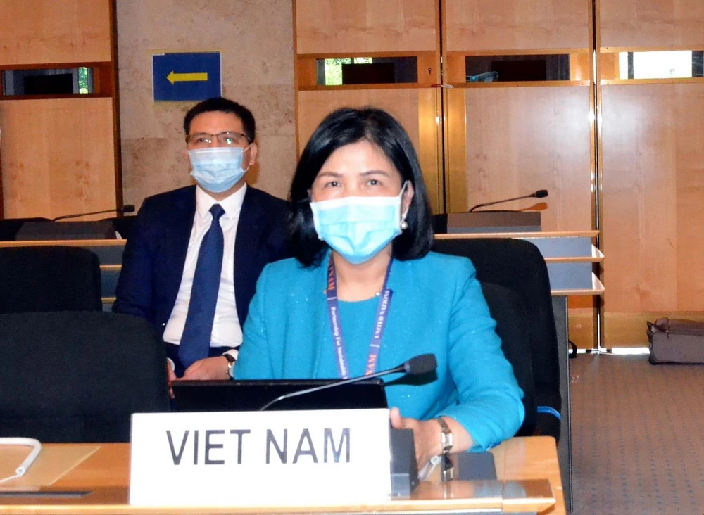 Đại sứ Lê Thị Tuyết Mai, Trưởng Phái đoàn đại diện thường trực Việt Nam tham dự và phát biểu tại phiên họp Khóa 44 Hội đồng Nhân quyền LHQ ngày 30/6. (Ảnh: Tố Uyên/TTXVN)