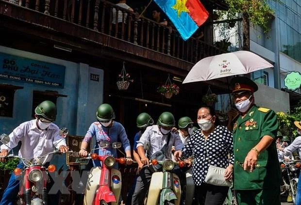Tour du lịch Biệt động Sài Gòn đang thu hút nhiều du khách tìm hiểu, tham quan tại TP Hồ Chí Minh. (Ảnh: Hoàng Tuyết/TTXVN)