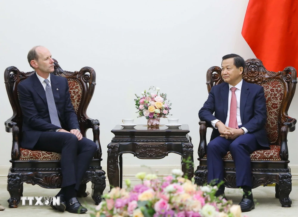 Phó Thủ tướng Lê Minh Khái tiếp Tổng Giám đốc Tập đoàn ANZ Shayne Elliott. (Ảnh: An Đăng/TTXVN)
