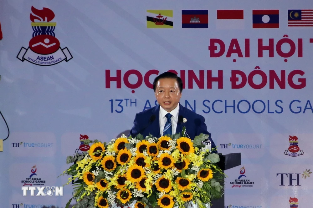 Phó Thủ tướng Chính phủ Trần Hồng Hà phát biểu khai mạc Đại hội Thể thao học sinh Đông Nam Á lần thứ 13 tại Việt Nam. (Ảnh: Trần Lê Lâm/TTXVN)