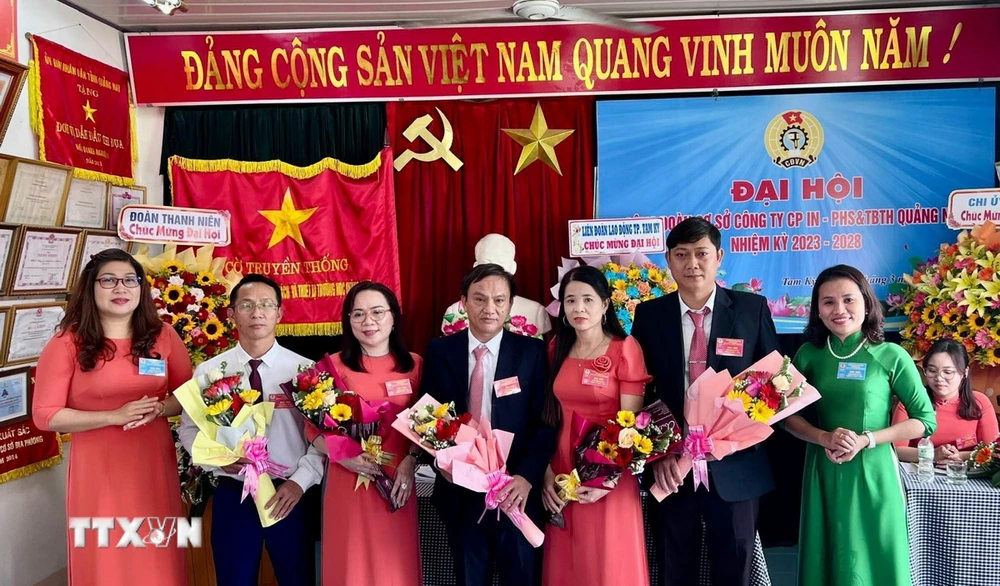 Đại hội Chi bộ cơ sở Công ty cổ phần in phát hành sách & thiết bị trường học Quảng Nam. (Ảnh: TTXVN phát)