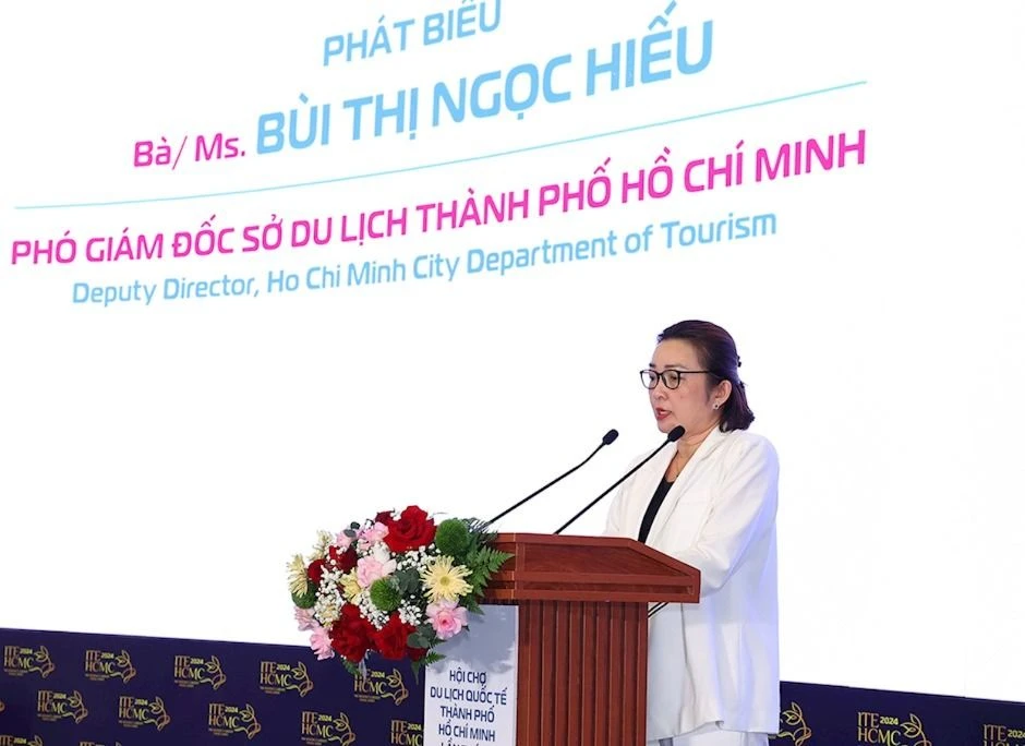 Phó Giám đốc Sở Du lịch TPHCM Bùi Thị Ngọc Hiếu phát biểu tại hội thảo. (Nguồn: Trang Thông tin Điện tử Đảng bộ Thành phố Hồ Chí Minh)