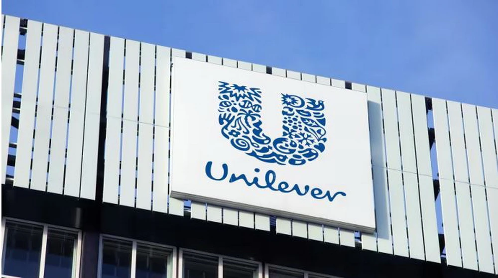 Biển hiệu của Unilever Plc tại trụ sở công ty ở Rotterdam, Hà Lan, ngày 8/2/2022. (Nguồn: Getty Images)