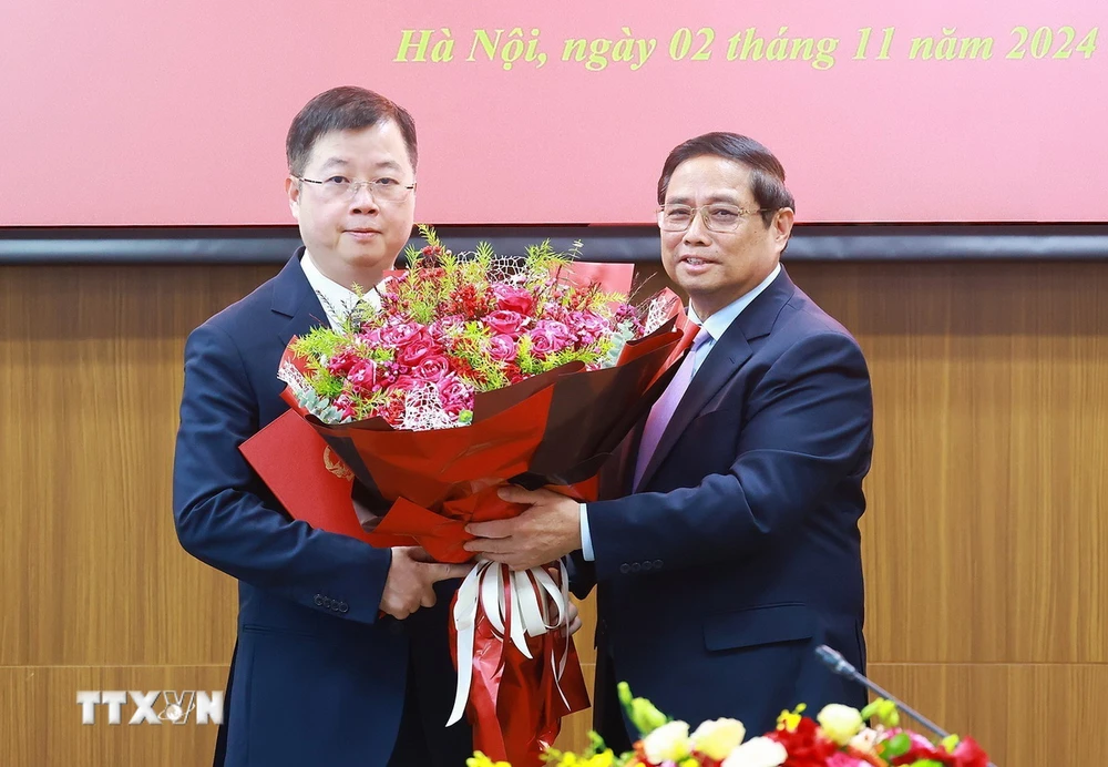 Thủ tướng Phạm Minh Chính trao quyết định điều động, bổ nhiệm Tổng Giám đốc VTV- Ảnh 1.