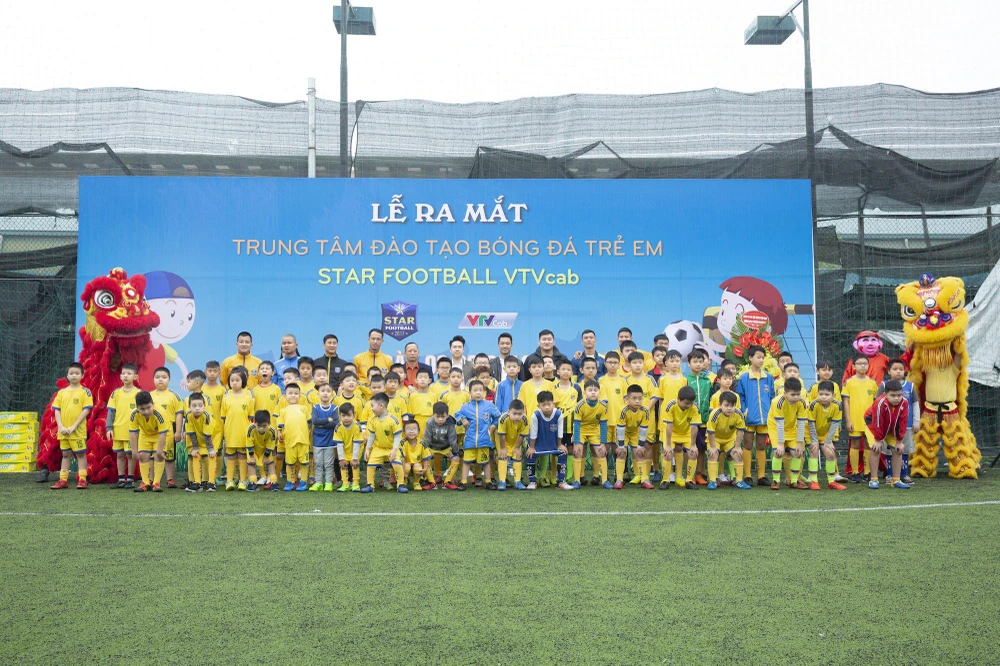 Trung tâm là sân chơi cho trẻ em yêu thích, đam mê bóng đá ở Hà Nội. (Ảnh: Hoàng Hà/Vietnam+)