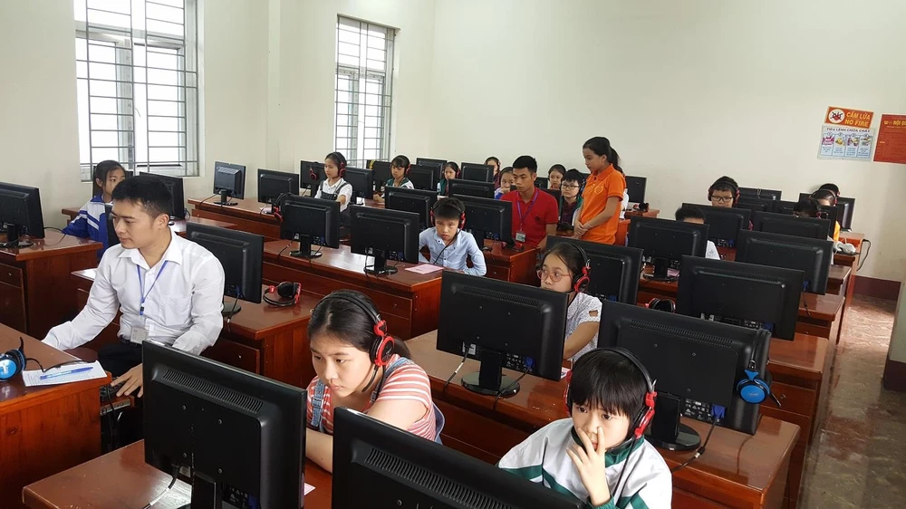 Học sinh dự thi Violympic năm học 2018-2019. (Ảnh: PV/Vietnam+)