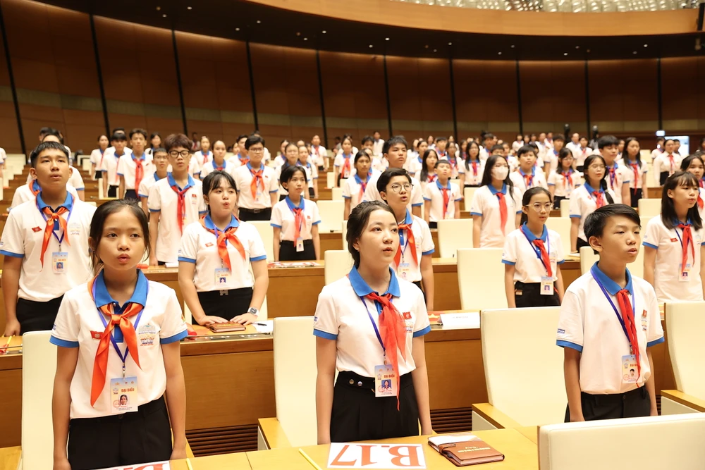 Các đại biểu tham gia Quốc hội Trẻ em - mô hình Quốc hội giả định. (Ảnh: PV/Vietnam+)