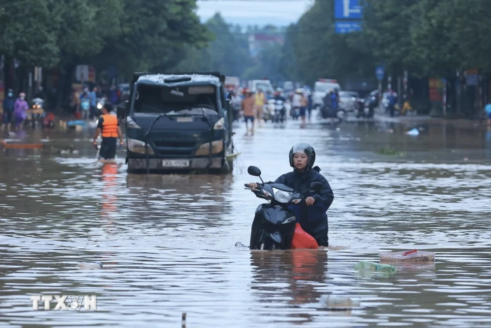 Bão Yagi gây mưa lớn và ngập lụt, lũ quét ở nhiều tỉnh thành. (Ảnh: Hoàng Hiếu/TTXVN)