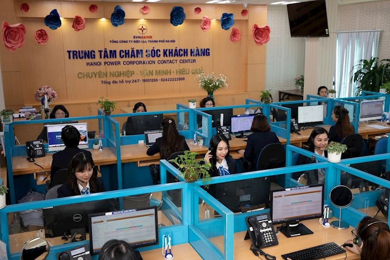 Trung tâm Chăm sóc khách hàng của EVNHANOI. (Ảnh: PV/Vietnam+)