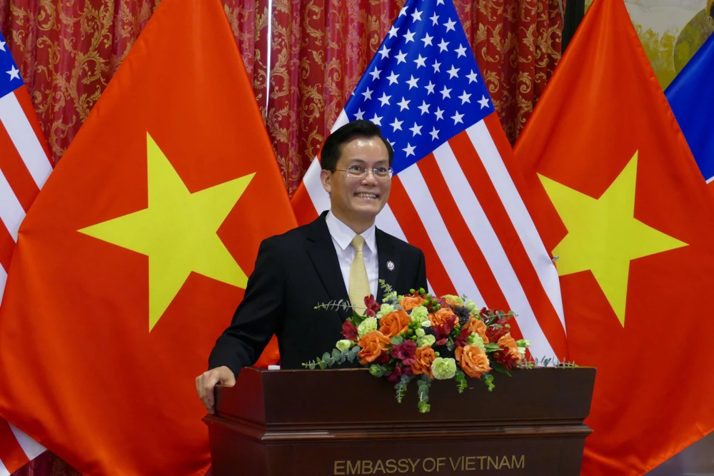 Đại sứ Việt Nam tại Hoa Kỳ Hà Kim Ngọc phát biểu tại Lễ kỷ niệm. (Ảnh: TTXVN)