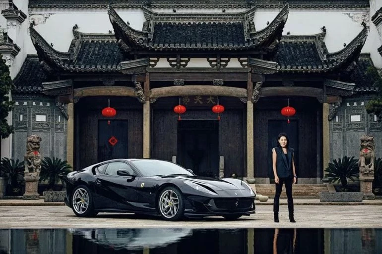 SUV của Ferrari chính thức xuất hiện hình ảnh đầu tiên - Báo điện tử  VnMedia - Tin nóng Việt Nam và thế giới