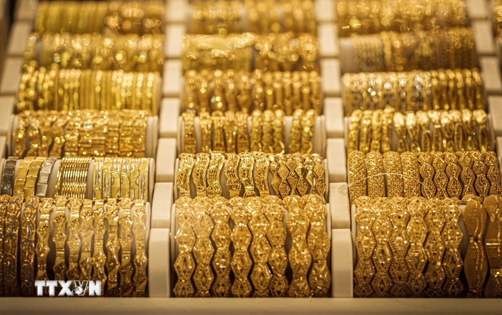 Vàng trang sức được bày bán tại một cửa hàng ở Khartoum, Sudan. (Ảnh: AFP/TTXVN)