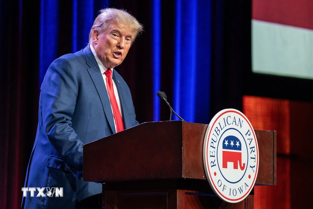 Cựu Tổng thống Donald Trump phát biểu tại cuộc họp của Đảng cộng hòa ở Des Moines, Iowa, Mỹ, ngày 28/7/2023. (Ảnh: AFP/TTXVN)
