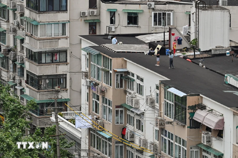 Quang cảnh một khu dân cư ở thành phố Thượng Hải, Trung Quốc. (Ảnh: AFP/TTXVN)