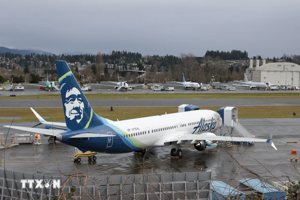 Máy bay Boeing 737 MAX 9 của hãng hàng không Alaska Airlines tại nhà xưởng của hãng này ở Washington, Mỹ ngày 25/1/2024. (Ảnh: AFP/TTXVN)