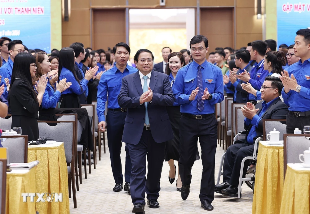 Thủ tướng Phạm Minh Chính đến dự cuộc gặp mặt và đối thoại với thanh niên năm 2024. (Ảnh: Dương Giang/TTXVN)