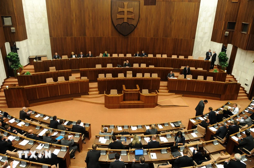 Toàn cảnh một phiên họp Quốc hội của Slovakia ở thủ đô Bratislava. (Ảnh: AFP/TTXVN)