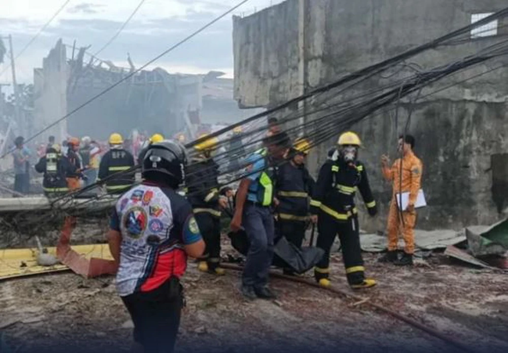 Hiện trường vụ nổ pháo hoa ngày 29/6 tại thành phố Zamboanga. (Nguồn: Rappler)