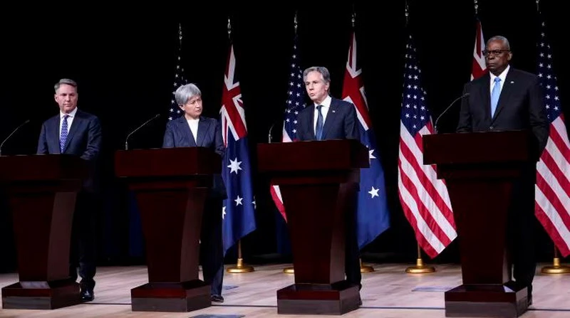 Từ trái sang: Bộ trưởng Quốc phòng Australia Richard Marles, Bộ trưởng Ngoại giao Australia Penny Wong, Bộ trưởng Ngoại giao Mỹ Antony Blinken và Bộ trưởng Quốc phòng Mỹ Lloyd Austin. (Nguồn: AP)