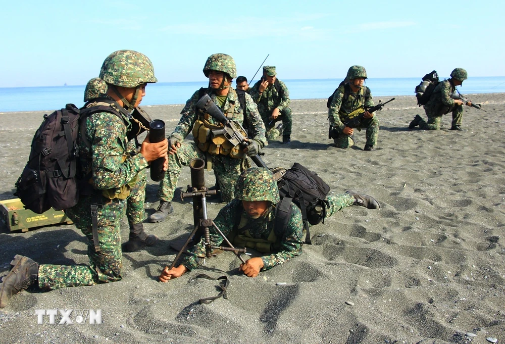 Binh sỹ Philippines tham gia một cuộc tập trận. (Ảnh: AFP/TTXVN)