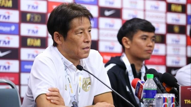 Huấn luyện viên Akira Nishino cho rằng thắng hay thua Việt Nam không quá quan trọng với tuyển Thái Lan trong chiến dịch vòng loại World Cup 2022. (Ảnh: Siamsport)