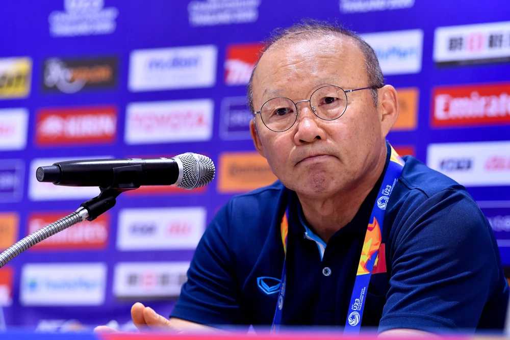 Huấn luyện viên Park Hang-seo buồn bã trong phòng họp báo sau khi U23 Việt Nam bị loại sớm khỏi U23 châu Á 2020. (Ảnh: AFC)