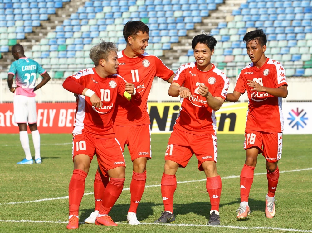 Công Phượng ăn mừng khi ghi bàn thắng đầu tiên cho Thành phố Hồ Chí Minh ở AFC Cup 2020. (Ảnh: AFC)