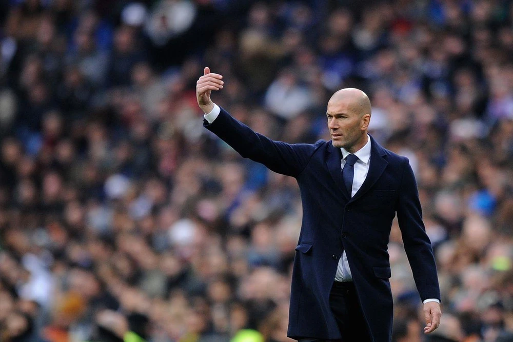 Huấn luyện viên Zinedine Zidane tiếc nuối sau thất bại của Real Madrid trước Manchester City. (Ảnh: Getty Images)