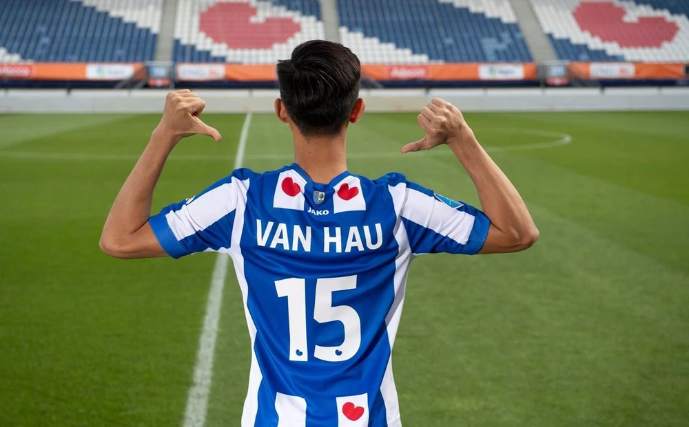 Đoàn Văn Hậu có thể tiếp tục ở lại SC Heerenveen bất chấp khủng hoảng của câu lạc bộ cũng như cả nền bóng đá Hà Lan. (Ảnh: SC Heerenveen)