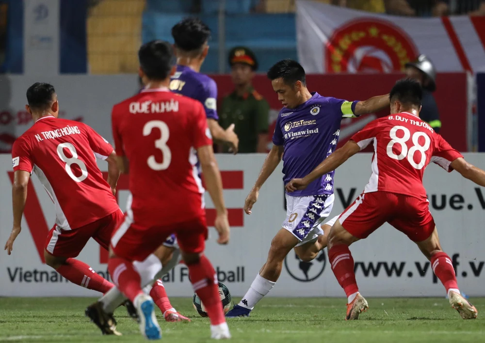 Hà Nội FC hòa 1-1 Viettel ở vòng 8 V-League 2020 tối 5/7 với đội hình chắp vá. (Ảnh: Phúc Tá/Vietnam+)