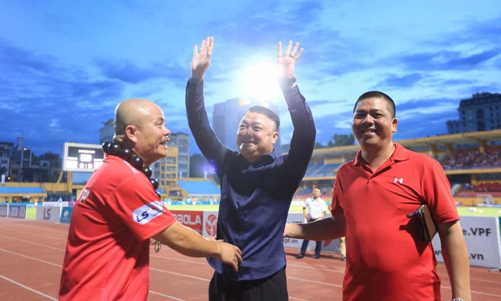 HLV Trương Việt Hoàng giúp Viettel thắng đậm đội bóng cũ Hải Phòng ở vòng 9 V-League 2020. (Ảnh: VPF)