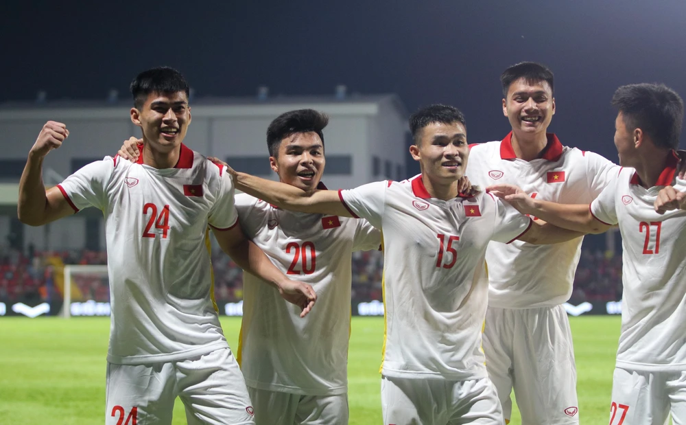 U23 Việt Nam dễ dàng đánh bại U23 Singapore với tỷ số đậm 7-0 ở trận mở màn giải U23 Đông Nam Á 2022. (Ảnh: VFF) 