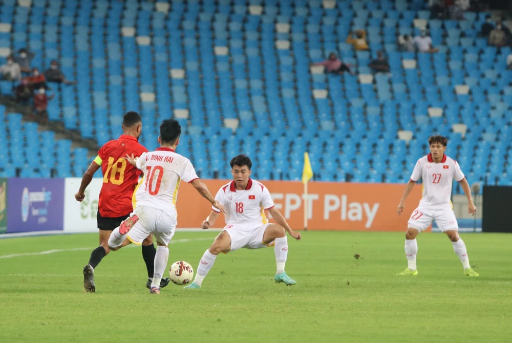 U23 Việt Nam thi đấu quả cảm để giành vé vào chung kết U23 Đông Nam Á 2022. (Ảnh: VFF)