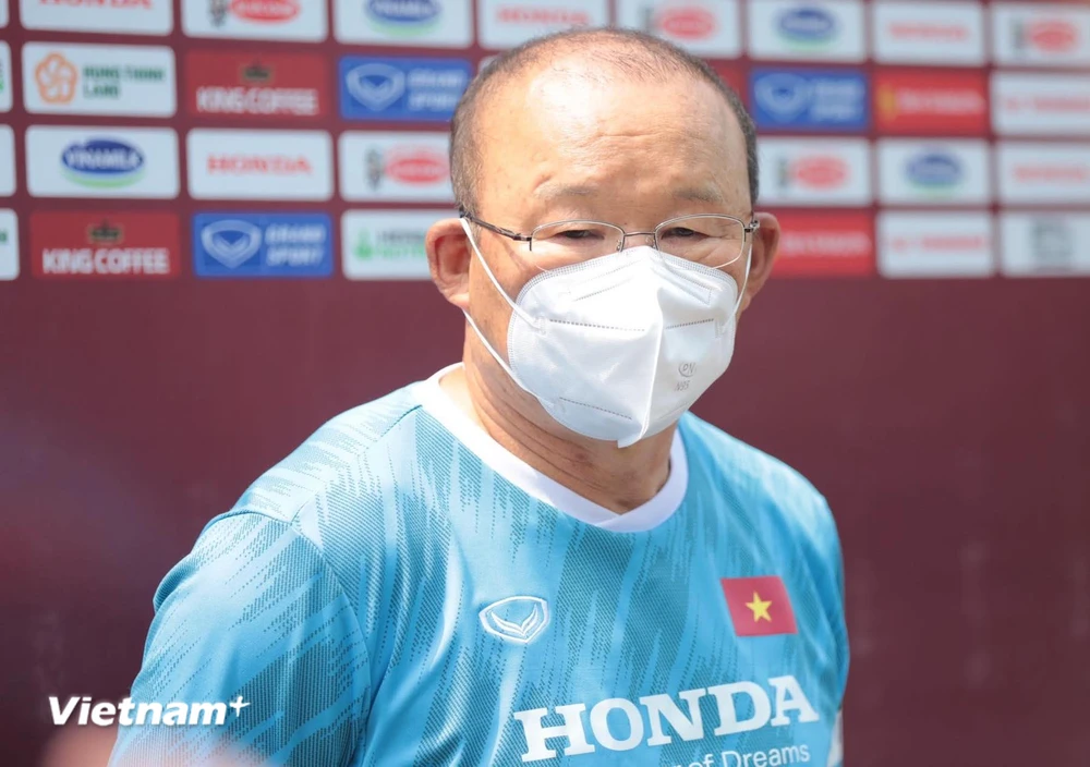 Huấn luyện viên Park Hang-seo không ngại đối thủ U23 Indonesia ở trận mở màn vòng bảng SEA Games 31. (Ảnh: PV/Vietnam+) 