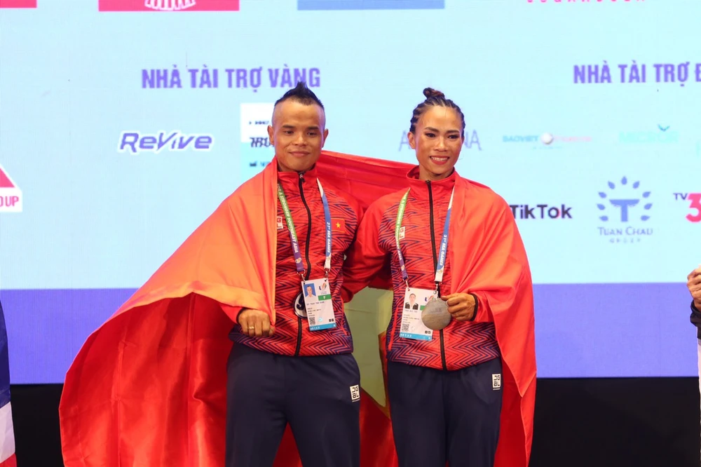 Thể hình Việt Nam thi đấu thành công tại SEA Games 31. (Ảnh: PV/Vietnam+)