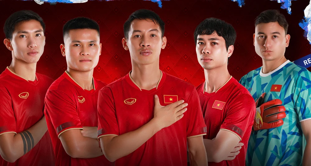 Nhóm tuyển thủ Việt Nam đã được trải nghiệm mẫu áo thi đấu mới trước khi lần đầu tiên sử dụng tại AFF Cup 2022. (Ảnh: Grand Sport) 