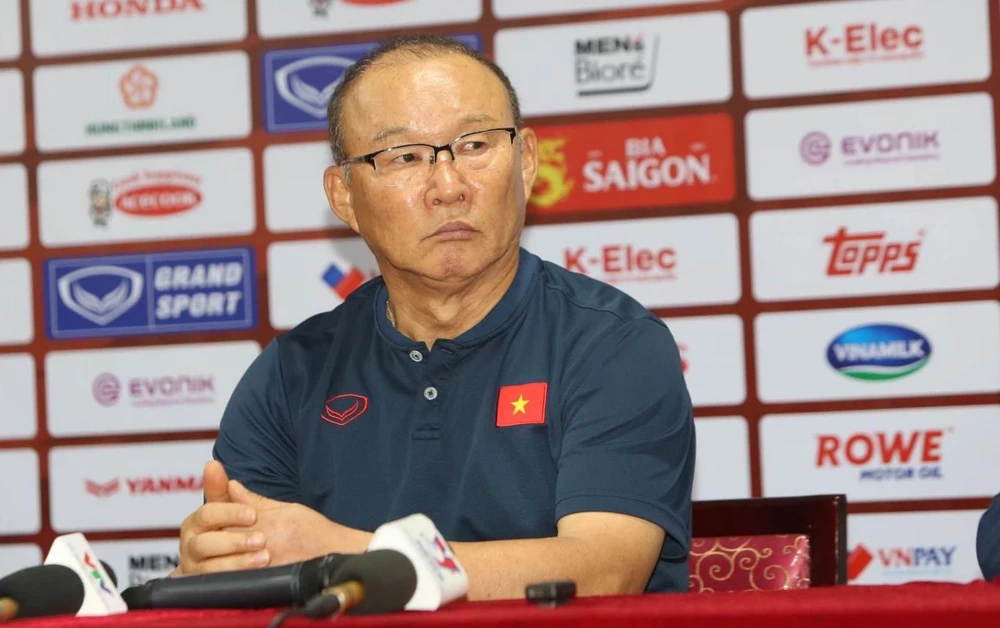 Huấn luyện viên Park Hang-seo hài lòng với trận thắng của tuyển Việt Nam trước Borussia Dortmund. (Ảnh: CTV/Vietnam+) 