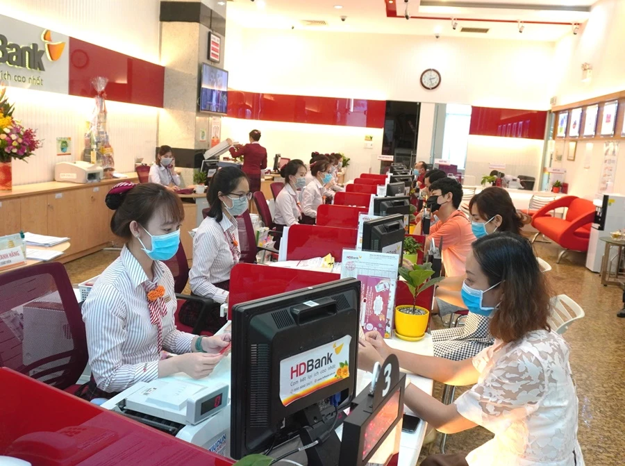 HDBank 'bắt tay' AWS triển khai các ứng dụng linh hoạt, hiện đại | Vietnam+  (VietnamPlus)