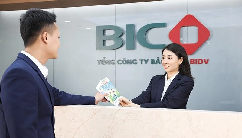 BIC dành 18.000 quà tặng khách hàng Bancassurance. (Ảnh: Vietnam+)