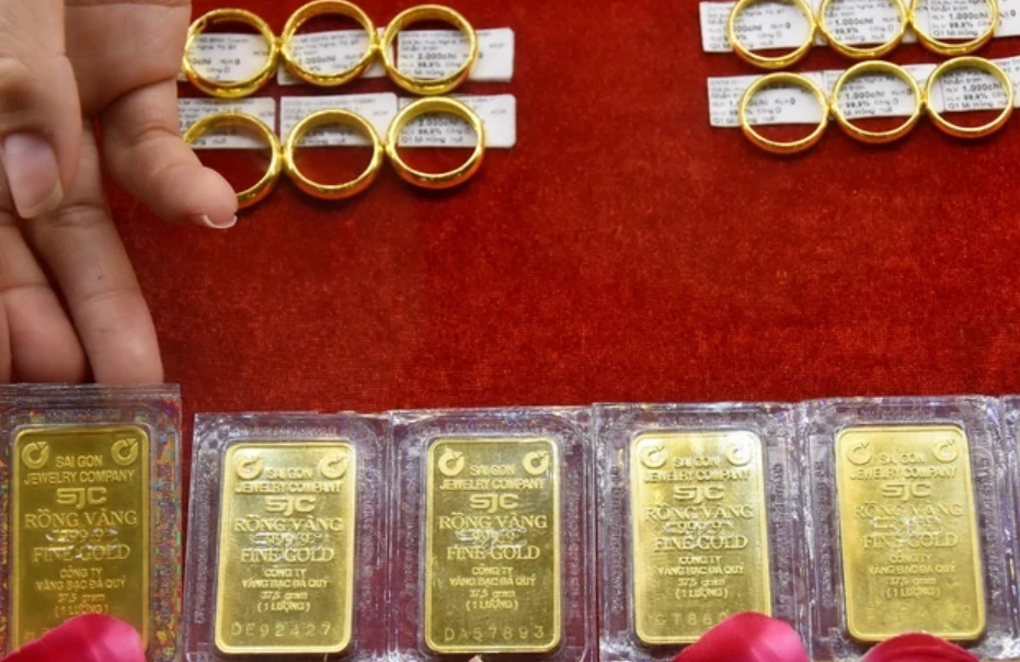 Thương hiệu vàng SJC đảo chiều giảm khoabrg 200.000 đồng mỗi lượng. (Ảnh: PV/Vietnam+)