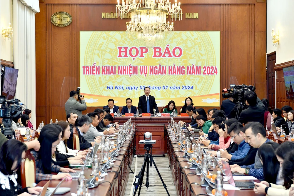 Phó Thống đốc Đào Minh Tú: Tăng trưởng tín dụng đạt khoảng 13,5%- Ảnh 2.