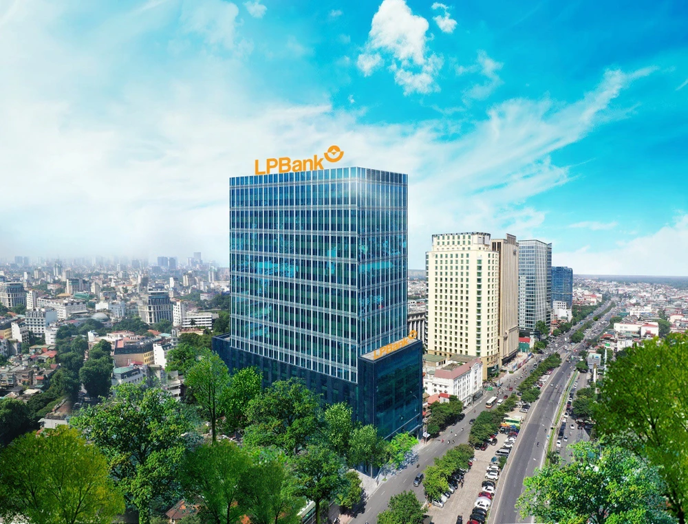 LPBank hoàn thành mục tiêu kinh doanh năm 2023, nợ xấu thuộc nhóm thấp nhất. (Ảnh: PV/Vietnam)