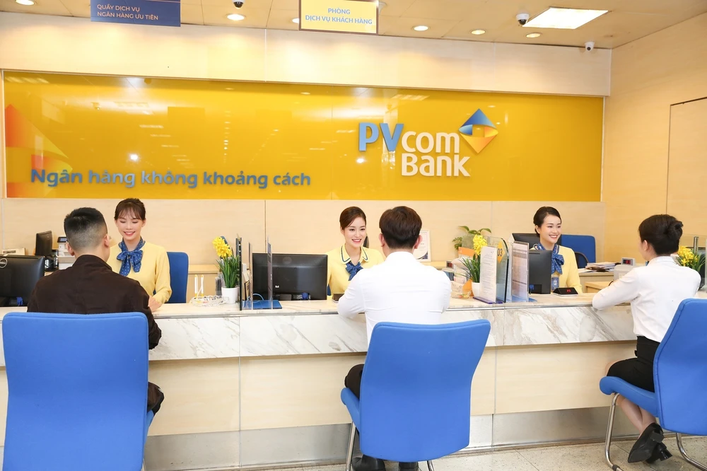 Khách hàng được hưởng lãi suất vay ưu đãi chỉ từ 5,99%/năm tại PVcomBank. (Ảnh: PV/Vietnam+)