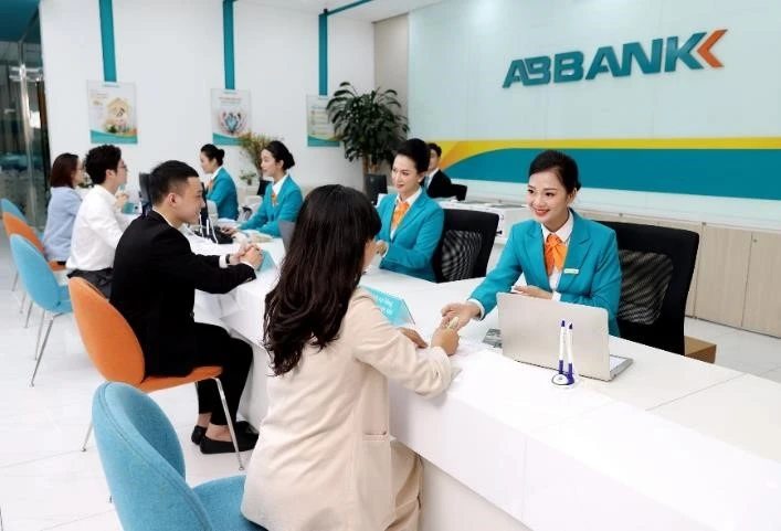 ABBANK là một ngân hàng thương mại cổ phần có bề dày lịch sử 31 năm và mạng lưới hoạt động 165 chi nhánh trên toàn quốc. (Ảnh: Vietnam+)