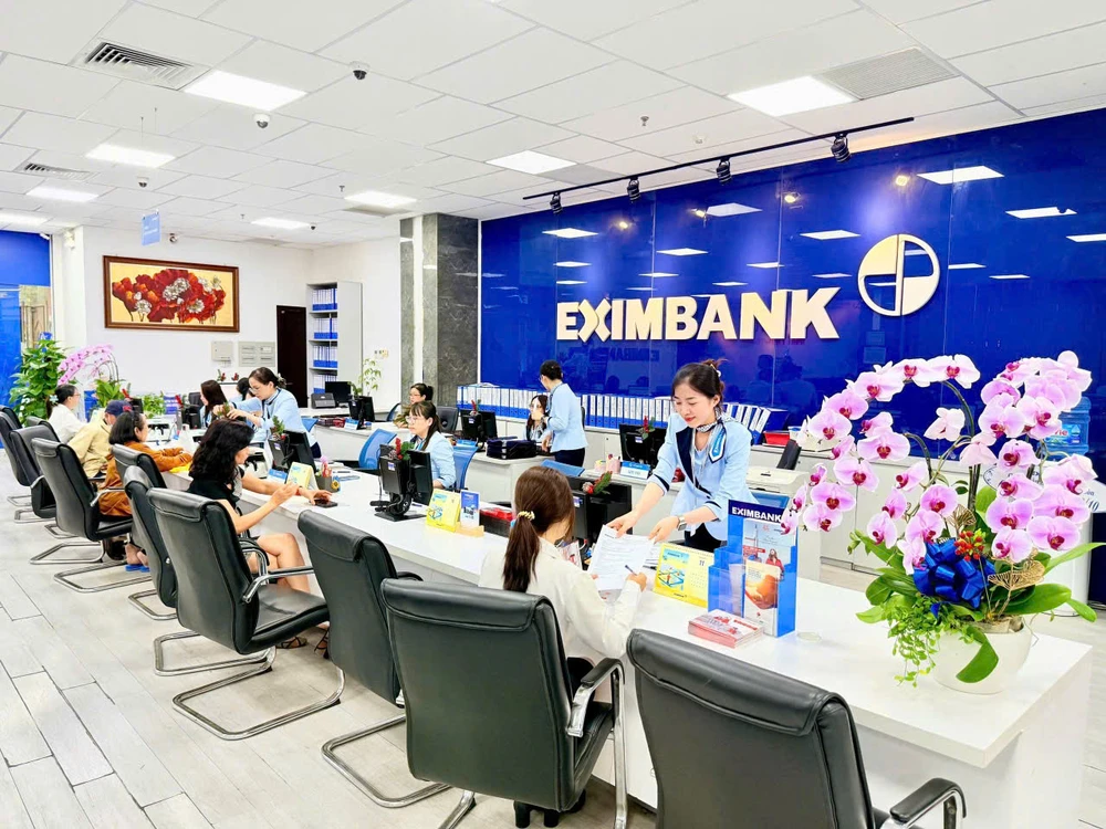 Bằng việc tận dụng tối đa nguồn lực tài trợ từ ADB, Eximbank cam kết mang đến các giải pháp tài chính tối ưu, hỗ trợ doanh nghiệp Việt Nam. (Ảnh: Vietnam+)